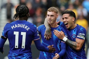 欧博-大比分获胜引发热议！，西亚卡姆在皇家马德里比赛中表现优异赢得满堂喝彩的简单介绍