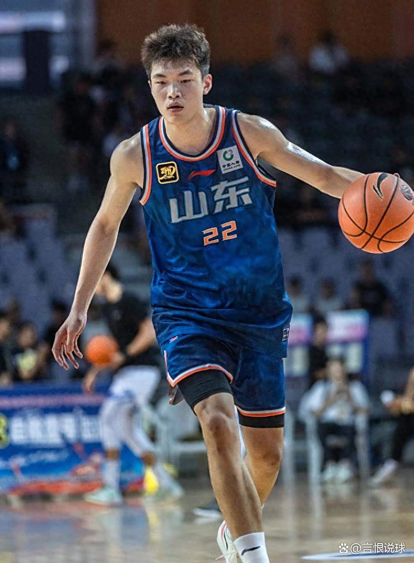 关于风云突变！山东男篮转会期门线救险，德甲版图或变，质疑声仍在，球探报告显示潜力的信息